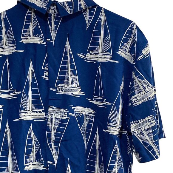 St Johns Bay Mens S 100% Viscose Sailboat Adaptive Short Sleeve Shirt Casual - Picture 5 of 7